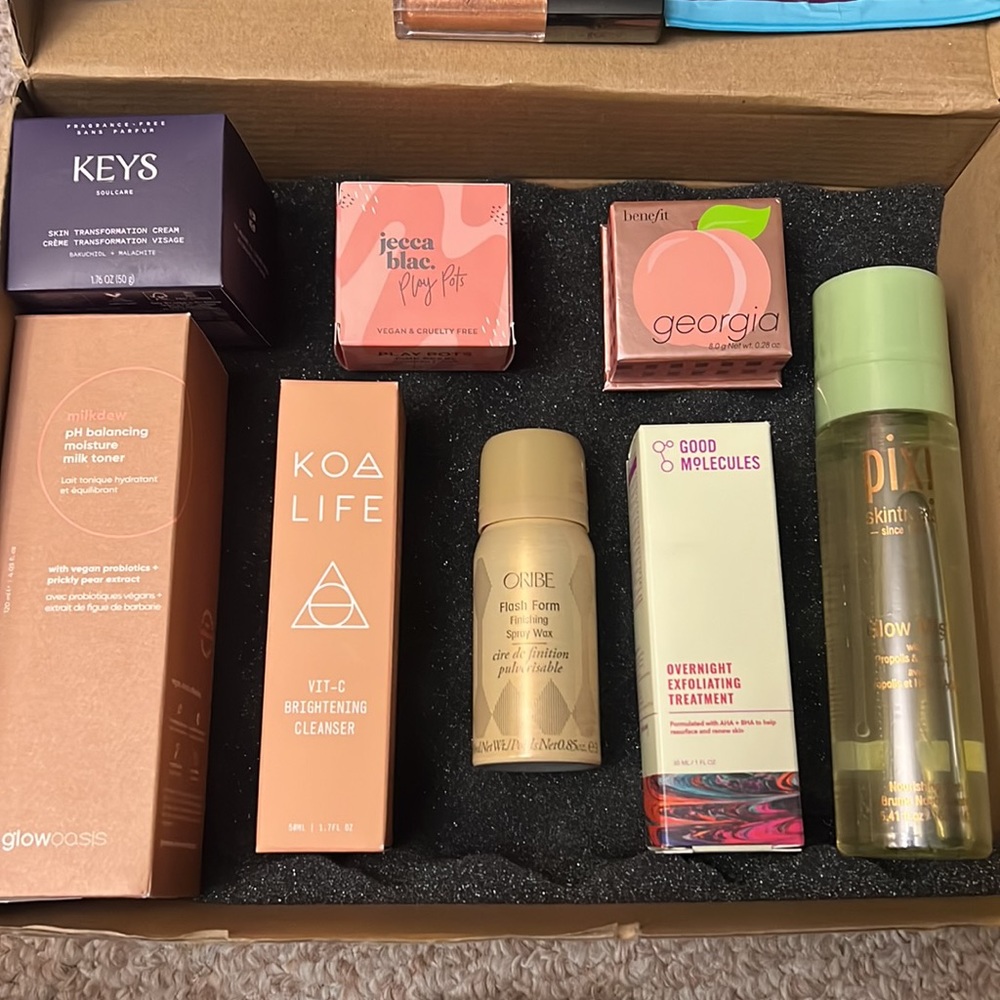 💄💋BEAUTY BUNDLE🎁🧨 - Picture 2 of 8